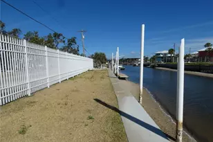 502 Main St, Horseshoe Beach, FL 32648 - Photo 26