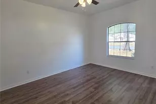 2818 NE 24th Pl, Ocala, FL 34470 - Photo 10