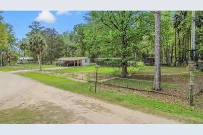 3650 SE 176th Place, Inglis, FL 34449 - Photo 2