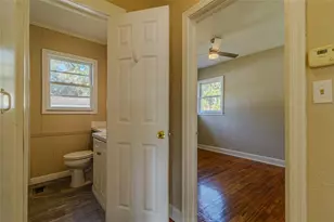 910 NE 11th Ave, Ocala, FL 34470 - Photo 20