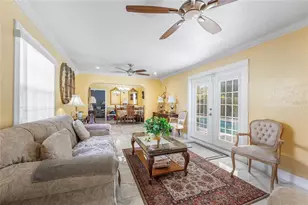 10290 Carmen Ln, Royal Palm Beach, FL 33411 - Photo 8