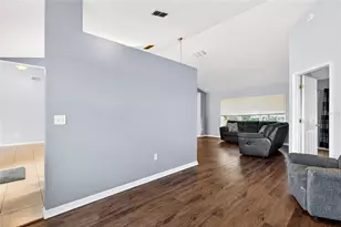 216 Robbins Rest Cir, Davenport, FL 33896 - Photo 10