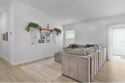 842 Spring Avenue, The Villages, FL 34762 - Photo 12