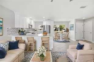 11586 W Bayshore Dr, Crystal River, FL 34429 - Photo 2