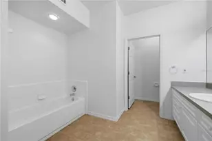 10529 NW 28th Ln, Gainesville, FL 32606 - Photo 14