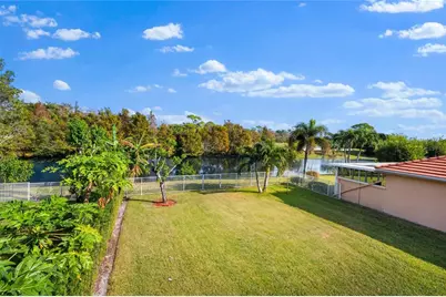 1628 S Club Drive, Wellington, FL 33414 - Photo 32