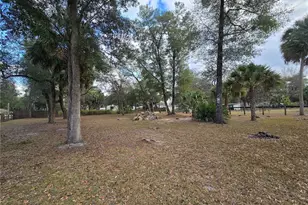 1821 NE 115th Ave, Silver Springs, FL 34488 - Photo 38