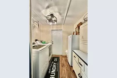 9430 Carolina Way, Fanning Springs, FL 32693 - Photo 18