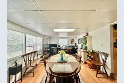 9430 Carolina Way, Fanning Springs, FL 32693 - Photo 4