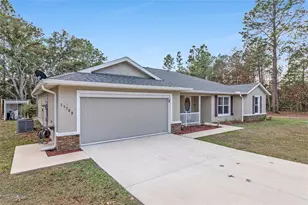 13700 SW 71st Ln, Ocala, FL 34481 - Photo 8