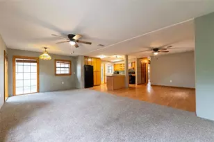 1860 NE 62nd St, Ocala, FL 34479 - Photo 4