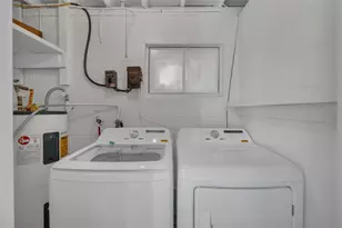 833 Pinedale Ave, Orlando, FL 32808 - Photo 24