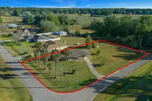 2851 NE 64th Ln, Ocala, FL 34479 - Photo 2