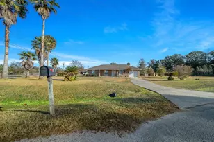 2851 NE 64th Ln, Ocala, FL 34479 - Photo 40