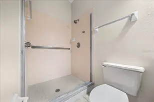 2851 NE 64th Ln, Ocala, FL 34479 - Photo 14