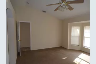 2563 Davenport Circle, Kissimmee, FL 34746 - Photo 16