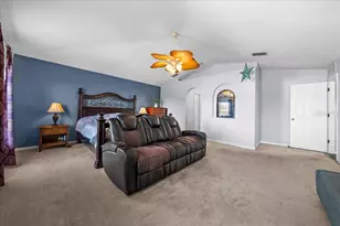 888 Marietta Ln, Eustis, FL 32726 - Photo 10