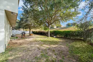 888 Marietta Ln, Eustis, FL 32726 - Photo 52