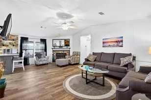 14810 NE 86th Ln, Silver Springs, FL 34488 - Photo 18