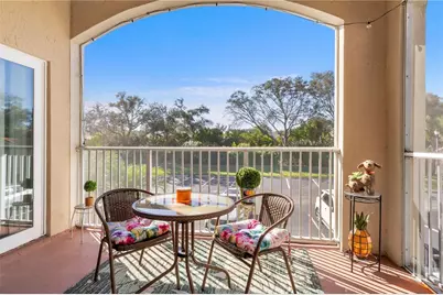 1610 N 42nd Circle #211, Vero Beach, FL 32967 - Photo 4