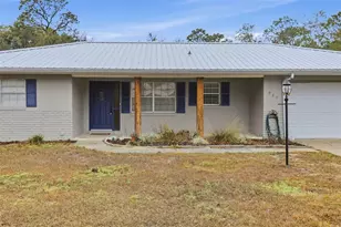 920 N Lyle Ave, Crystal River, FL 34429 - Photo 2