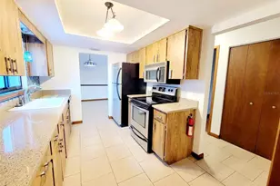 9760 SW 101st Ln, Ocala, FL 34481 - Photo 4