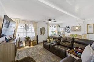 872 Lake Shore Ter, Interlachen, FL 32148 - Photo 4