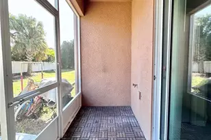 6950 Towering Spruce Dr, Riverview, FL 33578 - Photo 18