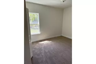 2137 Kamsler Ave, North Port, FL 34286 - Photo 10