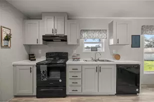 1560 NE 162nd St, Citra, FL 32113 - Photo 10