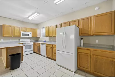 9900 SE Sunset Harbor Road, Summerfield, FL 34491 - Photo 10