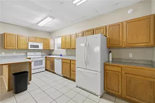 9900 SE Sunset Harbor Rd, Summerfield, FL 34491 - Photo 10