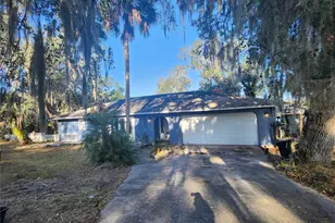 25 Emerald Dr, Ocala, FL 34472 - Photo 2
