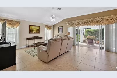 650 Surfside Lane, The Villages, FL 32162 - Photo 6