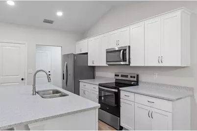 298 W Baker Place, Citrus Springs, FL 34434 - Photo 14