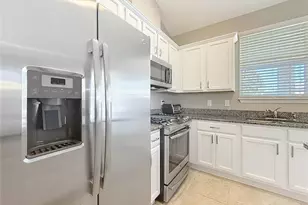 5647 NW 37th Ln Rd, Ocala, FL 34482 - Photo 4