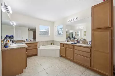 4913 NE 122nd Avenue, Oxford, FL 34484 - Photo 4