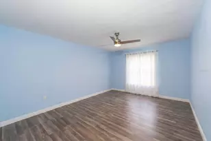 2433 NE 7th St, Ocala, FL 34470 - Photo 6