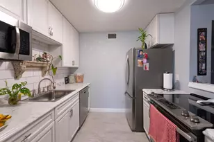 2433 NE 7th St, Ocala, FL 34470 - Photo 16