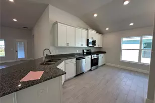 12606 NE 48th St, Oxford, FL 34484 - Photo 10