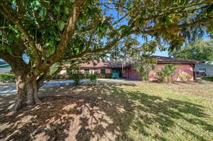 2147 NE 7th St, Ocala, FL 34470 - Photo 6