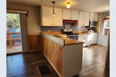 2289 Cr 436A, Lake Panasoffkee, FL 33538 - Photo 12