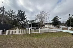 5335 SE 186th Ct, Ocklawaha, FL 32179 - Photo 2