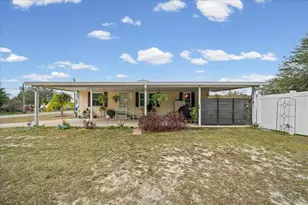 10063 SE 126th Ln, Belleview, FL 34420 - Photo 2