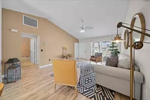 8594 SW 61st Ct, Ocala, FL 34476 - Photo 6