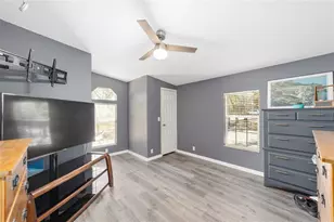 39742 Carolina Ave, Lady Lake, FL 32159 - Photo 16