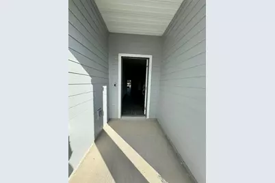 8885 SW 68th Terrace Road, Ocala, FL 34476 - Photo 2