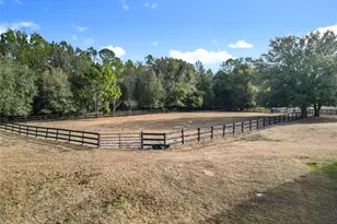 21051 SE 42nd St, Morriston, FL 32668 - Photo 34