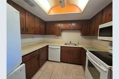 512 Fairways Circle #A, Ocala, FL 34472 - Photo 4