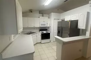 32 Almond Dr, Ocala, FL 34472 - Photo 2